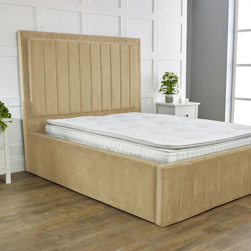 Capri Bed