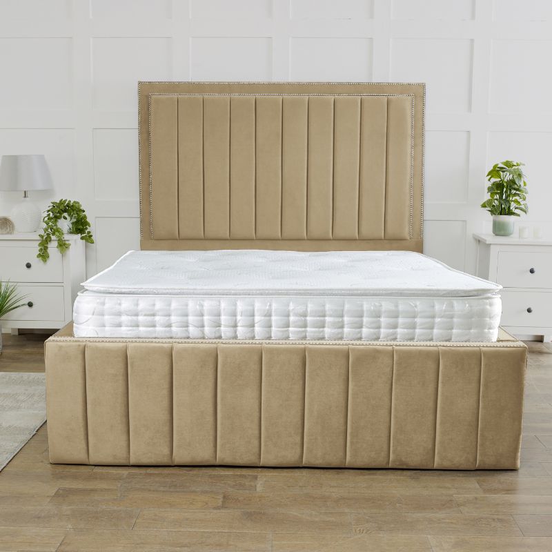 Capri Bed